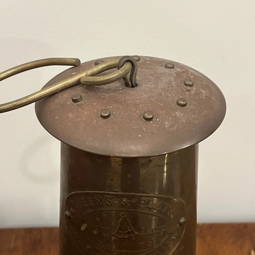 Weems & Plath Vintage Brass Yacht Lamp #2578 Marine Maritime Oil Lantern
